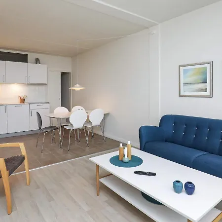 Apartment Lxiii *